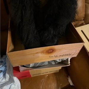 BearPaw Black Winter Boots with Faux Fur